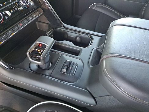 Certified 2023 GMC Sierra 1500 AT4X w/ AT4X AEV Edition image 30