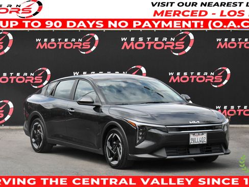 Used 2025 Kia K4 EX image 1