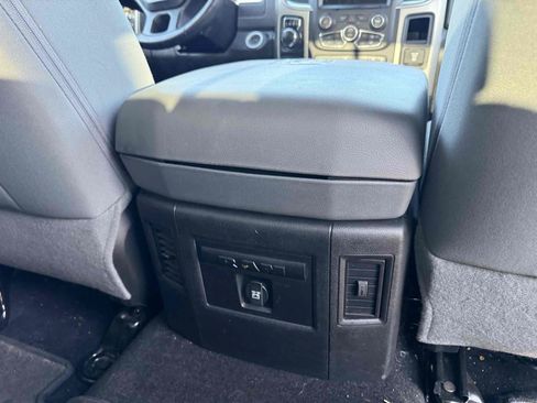 Used 2017 RAM 1500 Big Horn RWD image 24