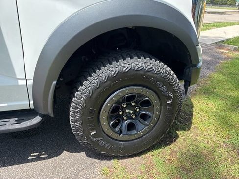 Used 2022 Ford F150 Raptor w/ Equipment Group 801A High AWD/4WD image 16