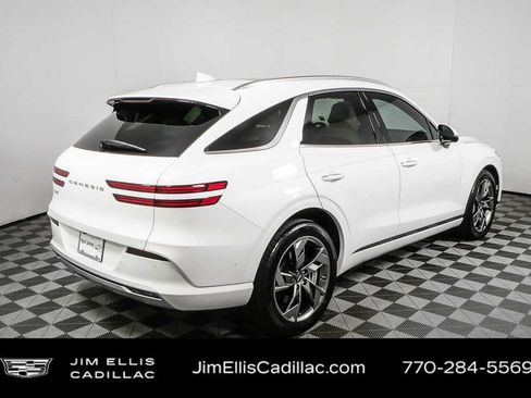 Used 2025 Genesis Electrified GV70 AWD/4WD image 3