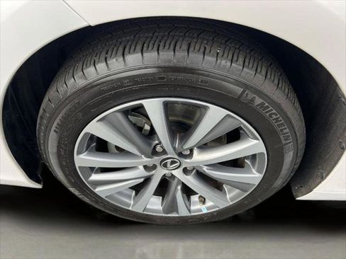 Certified 2021 Lexus ES 350 w/ Premium Package image 12