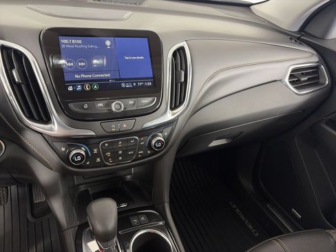 Used 2022 Chevrolet Equinox Premier AWD/4WD image 4