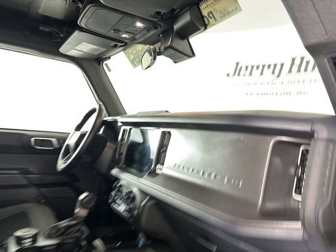 Used 2025 Ford Bronco Big Bend image 25