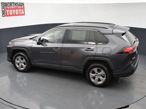 Used 2025 Toyota RAV4 XLE AWD/4WD image 18