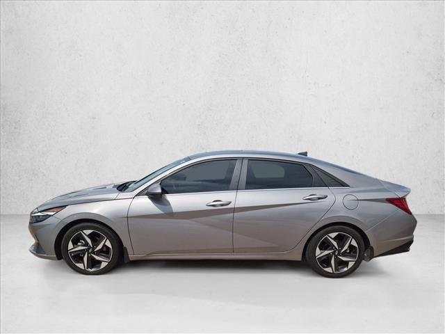 Used 2023 Hyundai Elantra Limited FWD image 6