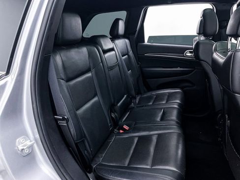 Used 2019 Jeep Grand Cherokee Limited w/ Luxury Group II image 38