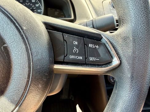 Used 2018 MAZDA MAZDA3 Sport FWD image 24