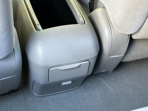 Used 2003 Toyota Highlander 4WD V6 image 16