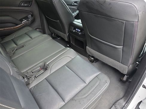 Used 2019 Chevrolet Suburban LT image 13