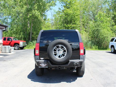 Used 2007 HUMMER H3 AWD/4WD image 6