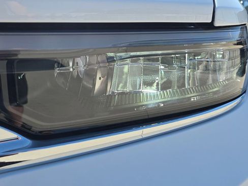 New 2026 Jeep Grand Cherokee Laredo AWD/4WD image 9