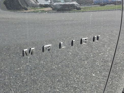 Used 2022 Chevrolet Malibu LT w/ Midnight Edition image 31