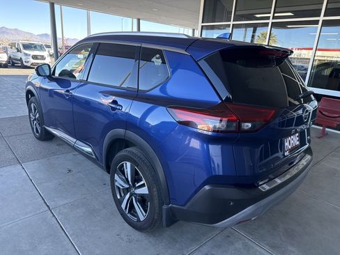 Used 2021 Nissan Rogue SL image 6