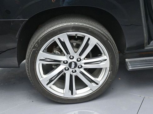 Used 2025 Cadillac Escalade ESV Sport Platinum image 46