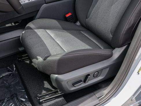 New 2026 Nissan Rogue SV FWD image 17