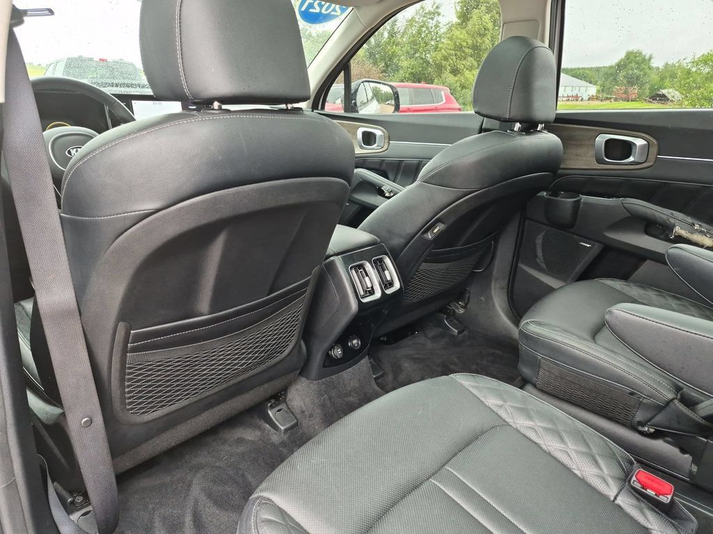 Used 2021 Kia Sorento SX Prestige AWD/4WD image 26