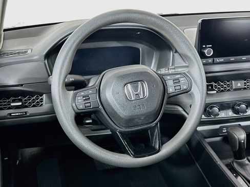 Used 2024 Honda Accord EX image 17