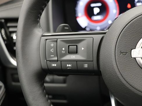 Used 2023 Nissan Rogue Platinum w/ Platinum Premium Package image 21