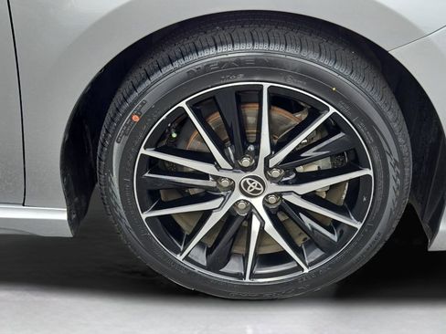Used 2024 Toyota Camry SE image 6