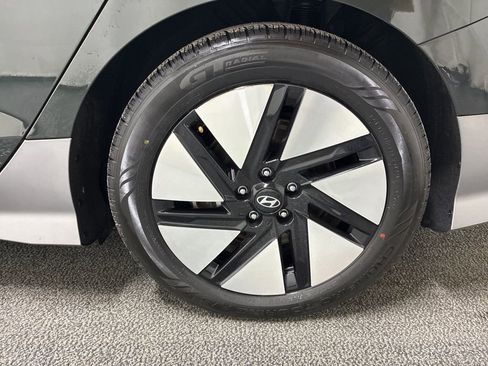 Used 2024 Hyundai Ioniq 6 SE image 9