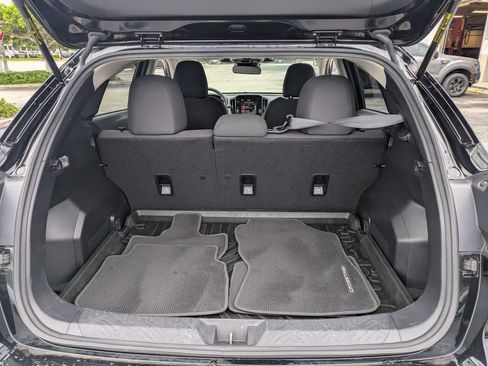 Used 2025 Subaru Crosstrek 2.5i Premium AWD/4WD image 29