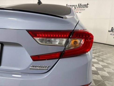 Used 2022 Honda Accord Sport Special Edition image 32