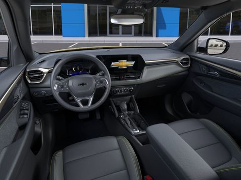 New 2025 Chevrolet TrailBlazer ACTIV w/ Convenience Package FWD image 15