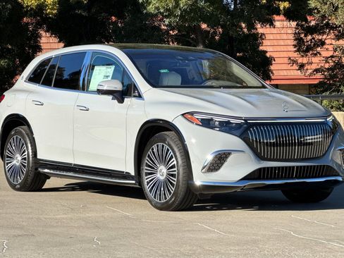 New 2025 Mercedes-Benz Maybach EQS 680 4MATIC image 6