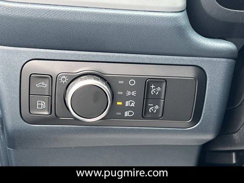 New 2025 Ford Maverick XL w/ Equipment Group 101A image 19