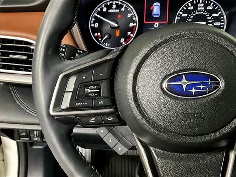 Used 2022 Subaru Outback Touring image 18