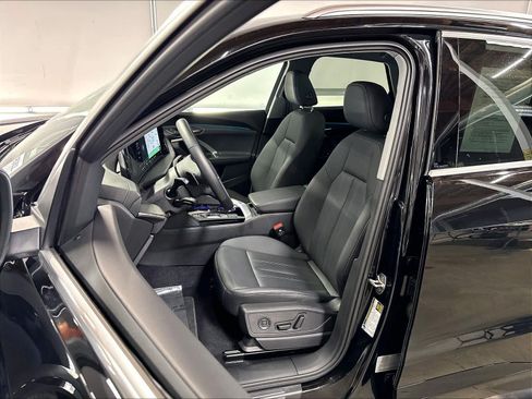 Used 2025 Audi Q5 Premium w/ Convenience Package AWD/4WD image 26