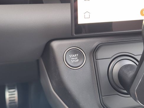 New 2026 Land Rover Defender 110 V8 image 20