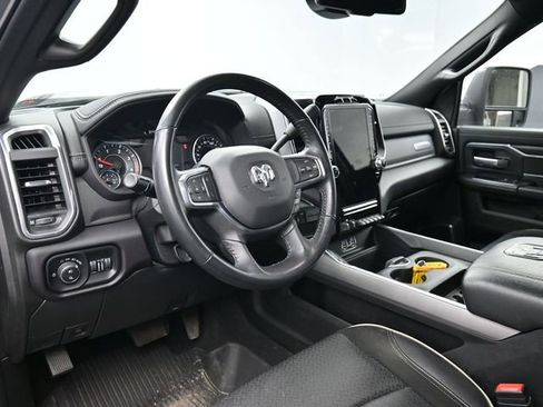 Used 2024 RAM 3500 Laramie w/ Night Edition image 17