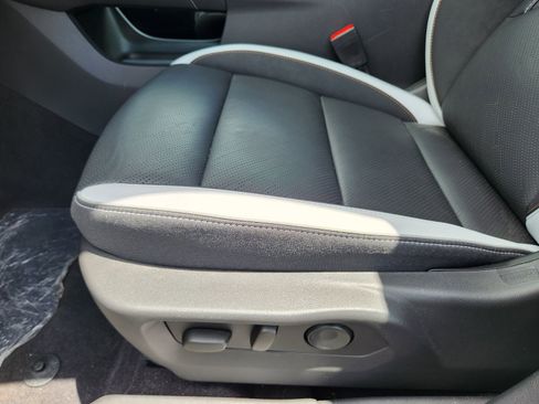 New 2025 Buick Envision Sport Touring image 27