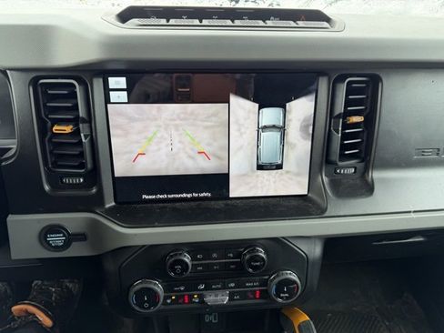 Certified 2022 Ford Bronco Badlands image 17