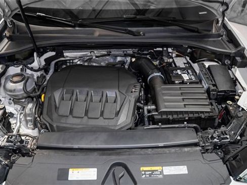 Used 2024 Audi Q3 2.0T Premium image 19