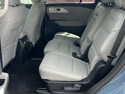 New 2026 Ford Explorer Active w/ Active Comfort Package RWD image 11
