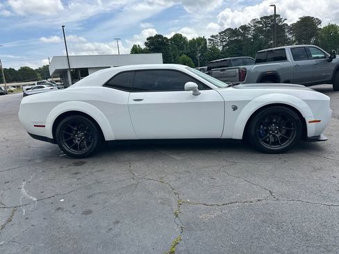 Used 2023 Dodge Challenger SRT Hellcat RWD image 5
