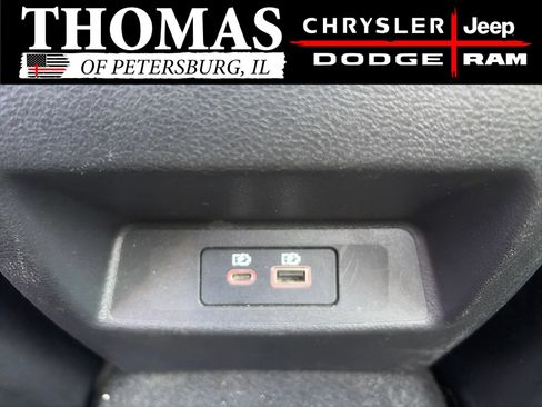 Used 2024 Nissan Altima 2.5 SV FWD image 19