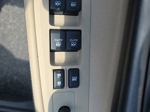 Used 2019 Subaru Outback 2.5i Premium AWD/4WD image 13