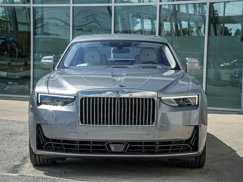 New 2025 Rolls-Royce Ghost image 6
