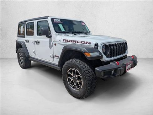 Used 2024 Jeep Wrangler Unlimited Rubicon w/ Technology Group AWD/4WD image 3