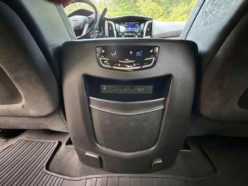 Used 2019 Cadillac Escalade Platinum AWD/4WD image 31