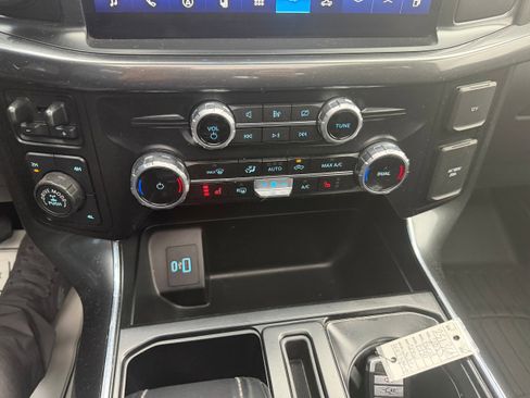 Used 2023 Ford F150 XLT w/ Equipment Group 302A High image 19