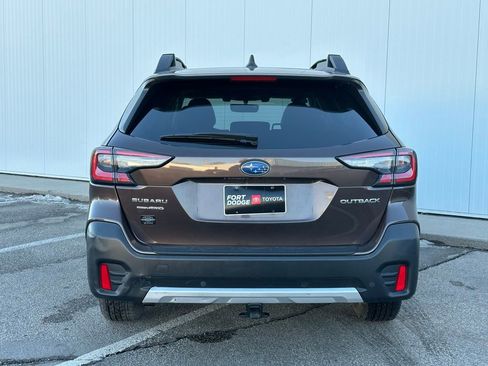 Used 2022 Subaru Outback Limited image 4