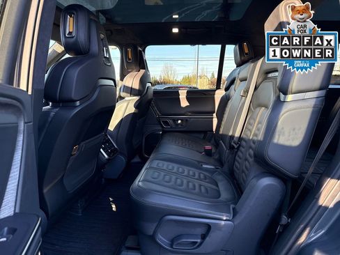 Used 2022 Rivian R1S Launch Edition image 28