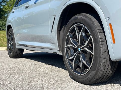 Certified 2024 BMW X3 xDrive30i w/ Premium Package AWD/4WD image 9