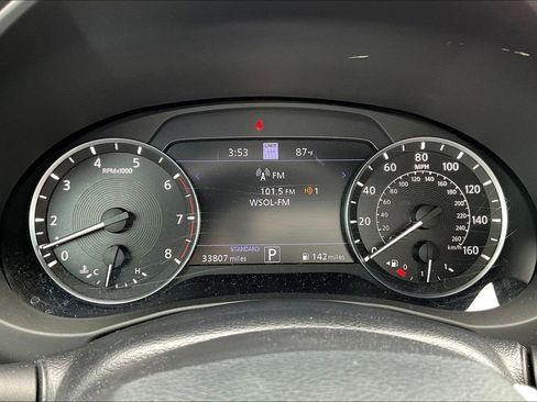 Used 2023 INFINITI QX50 Sport FWD image 13