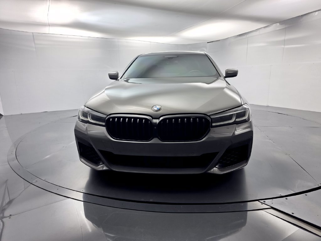 Used 2021 BMW M550i xDrive AWD/4WD image 2
